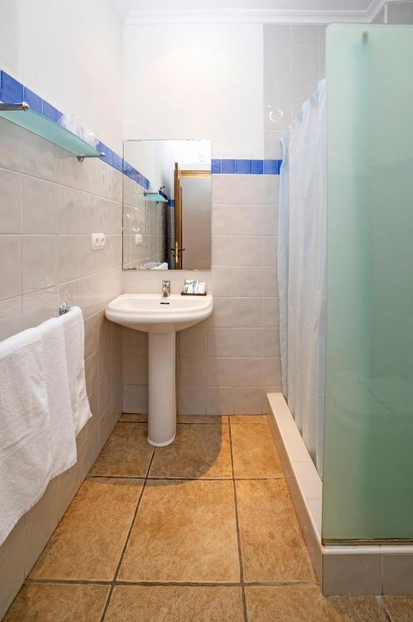 Hostal Tres Molins Jesus Pobre Exterior foto